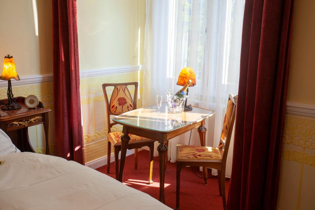 Hotel Goldener Loewe Kevelaer Esterno foto