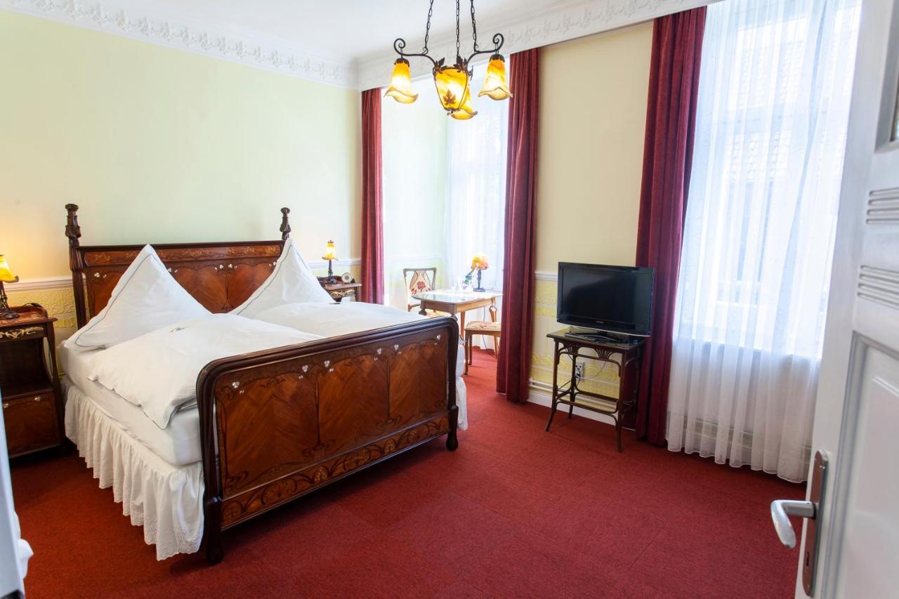 Hotel Goldener Loewe Kevelaer Esterno foto